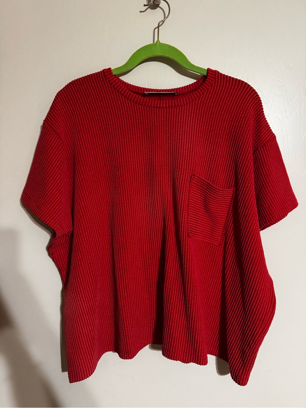 Zenana Red Ribbed Short Sleeve Pocket Top